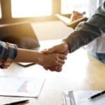 Wskaźniki techniczne – OEE, MTTR, MTBF w kontekście IATF