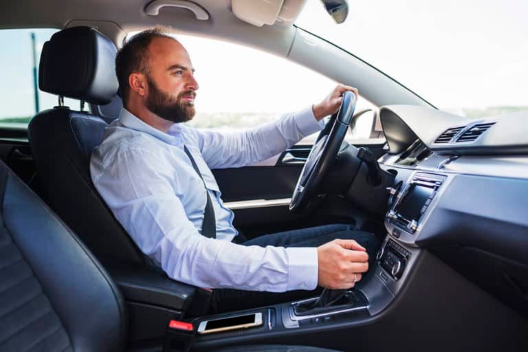 Poradnik jak jeździć samochodem latem