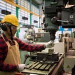 Nowe bezpieczeństwo pracy przy ponownym uruchomieniu produkcji