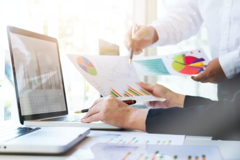 SQDA analiza zwrotów z rynku według VDA FFA